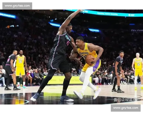 NBA总决赛湖人对决热火经典时刻全场回放精彩解析视频高清完整版